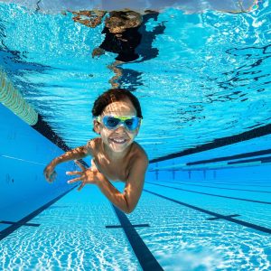 Aquasphere Vista Junior - Blue Tinted Lens - Transparent/Green Swim Mask - Image 6