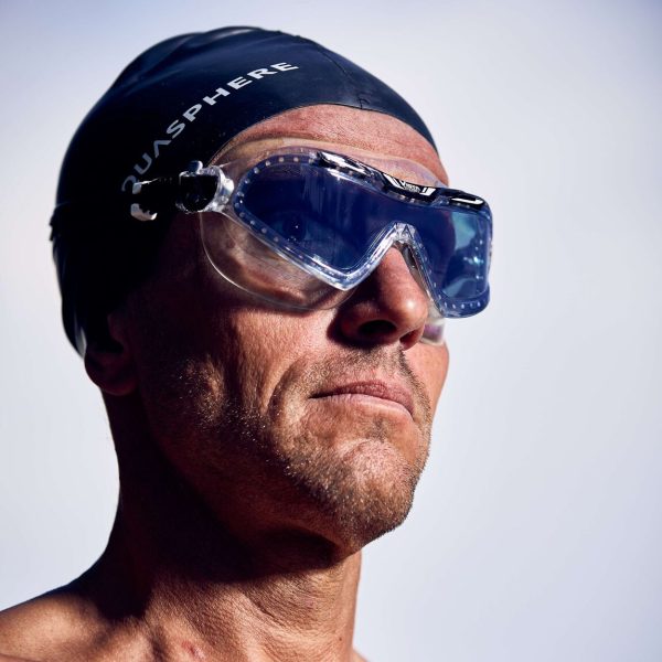 Aquasphere Vista XP – Smoke Lens – Transparent Black Swim Mask ()